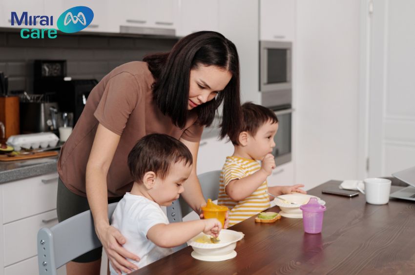 Bố mẹ hãy chủ động chăm sóc hệ tiêu hoá cho trẻ tự kỷ