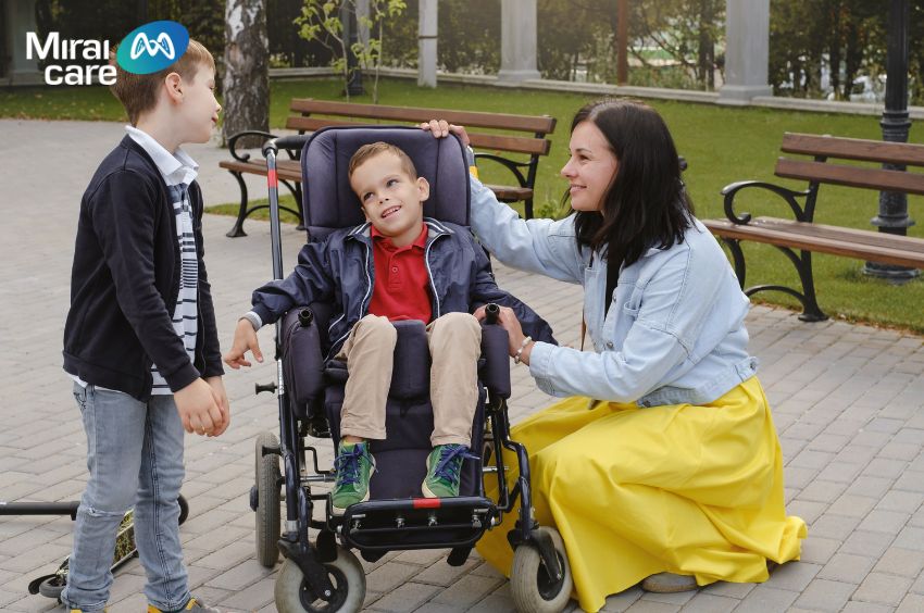Cha mẹ là người đồng hành đáng tin cậy của trẻ bị bại não