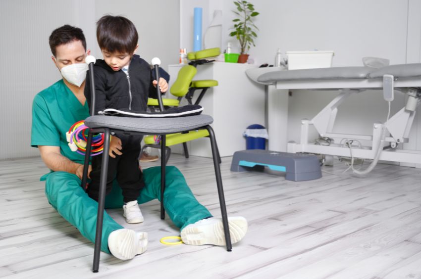 Giai đoạn từ 0-6 tuổi chính là thời điểm vàng để trẻ bại não bắt đầu hồi phục chức năng