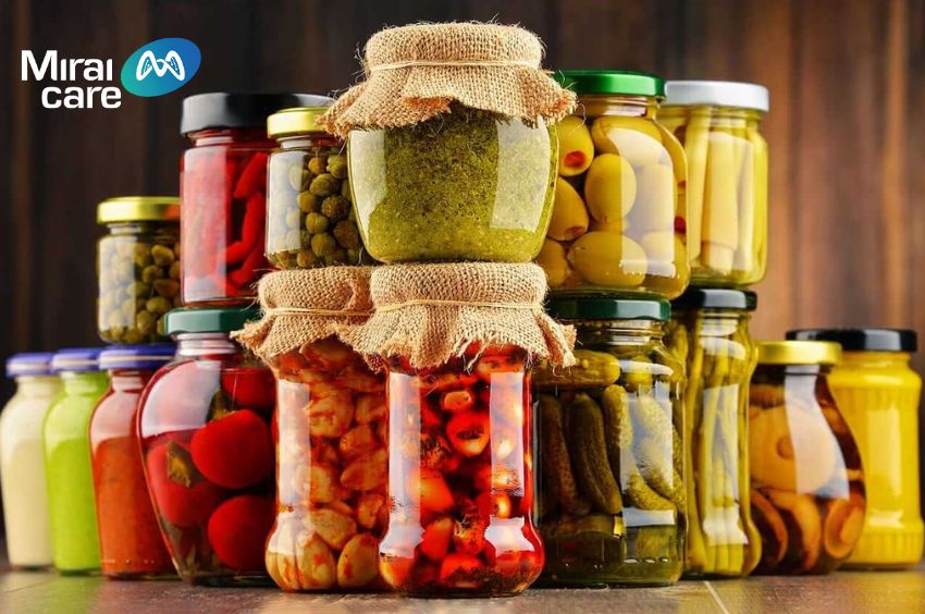 Hạn chế các loại thực phẩm có chất bảo quản để không bị kích thích đường ruột