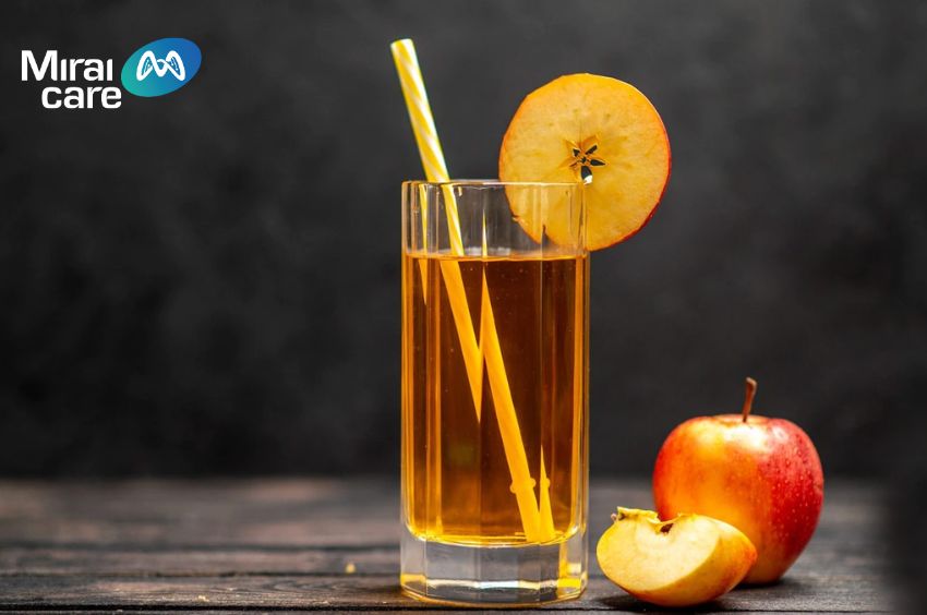Nước ép táo chứa pectin giúp điều hòa đường huyết và hấp thu độc tố