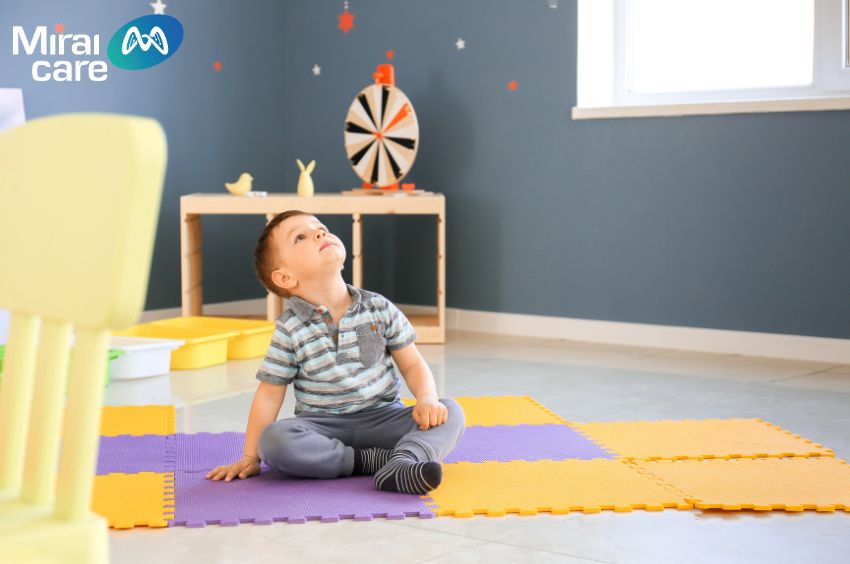 Thiết kế không gian sống tối giản, dễ chịu phù hợp với trẻ tự kỷ 