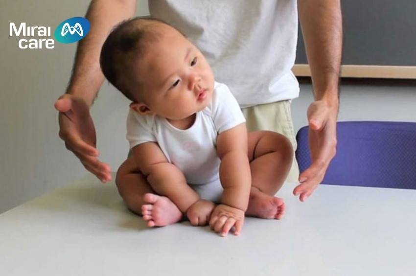 Trẻ bại não có nguy cơ bị biến dạng khớp cao