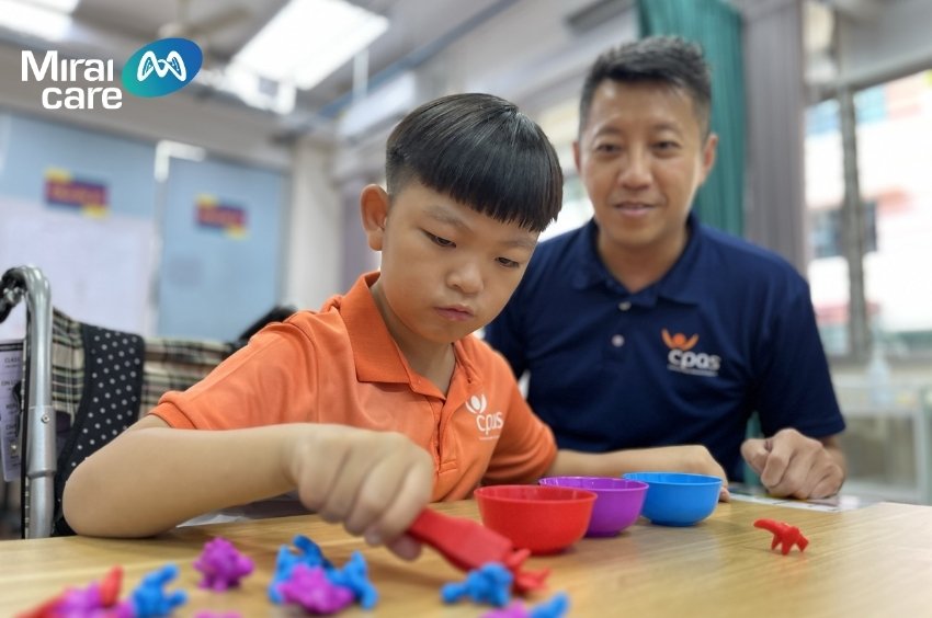 Trẻ bị bại não vừa có thể học tốt vừa có năng khiếu nổi bật trong nhiều lĩnh vực