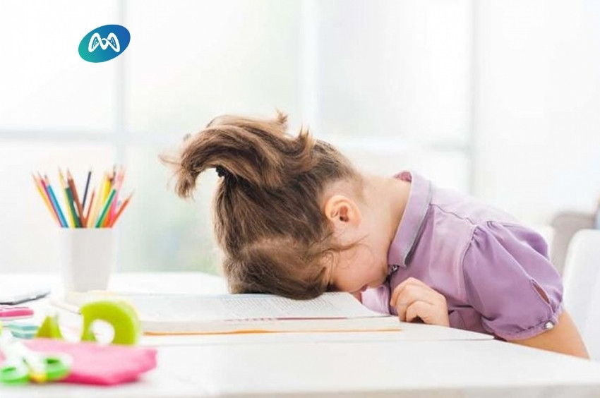 Trẻ không có khả năng giao tiếp hai chiều linh hoạt