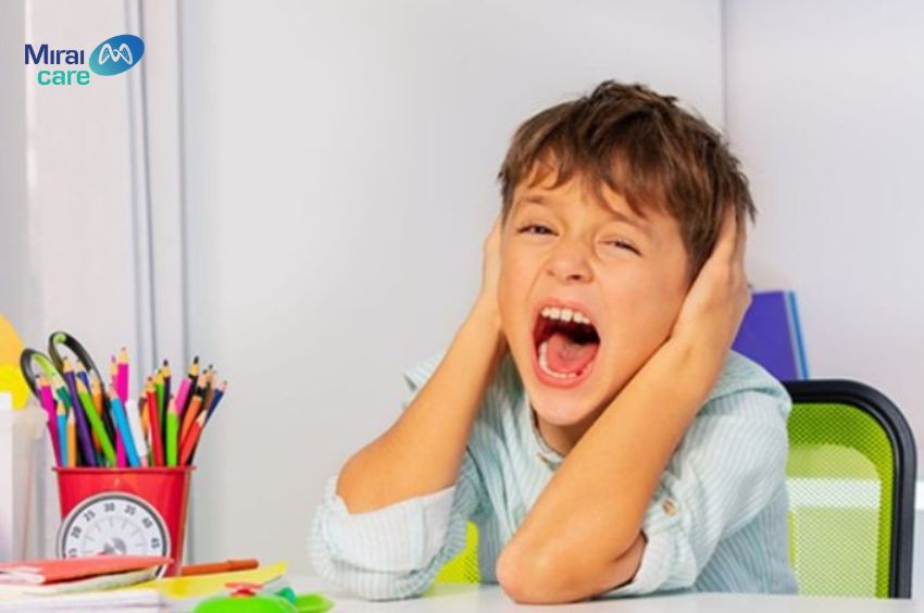 Mỗi trẻ tự kỷ c&oacute; một &ldquo;ngưỡng chịu đựng cảm gi&aacute;c&rdquo; kh&aacute;c nhau