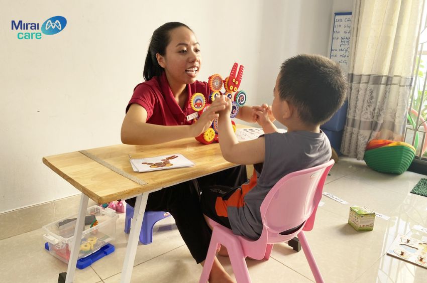 Trung tâm dạy trẻ tự kỷ chậm nói Nhân Hoà Tô Ký