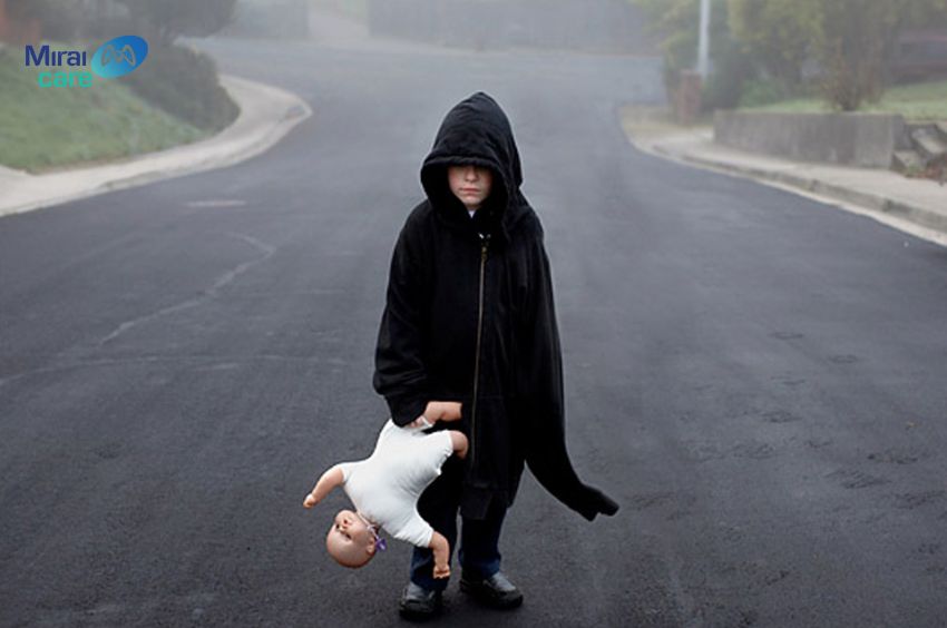 Người tự kỷ thiếu khả năng nhận biết cảm xúc và suy nghĩ của người khác